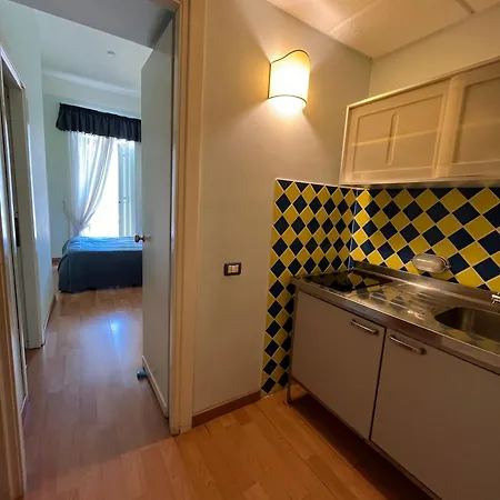 Couette-café Bonapace Portanolana Naples