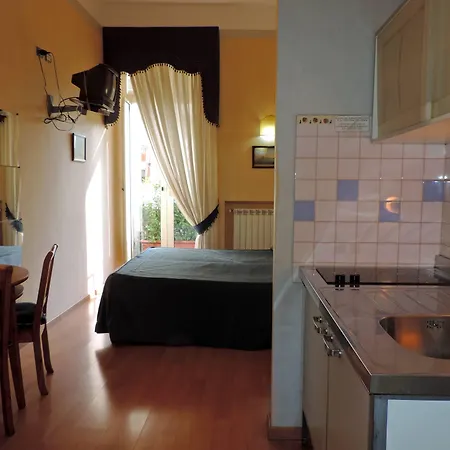 Bonapace Portanolana Couette-café Naples