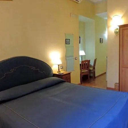 Bonapace Portanolana 3* Naples